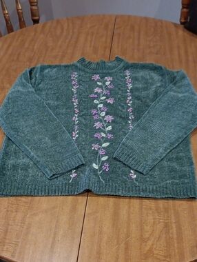 Alfred Dunner Green Crewneck Sweater with Pink Floral Embroidery